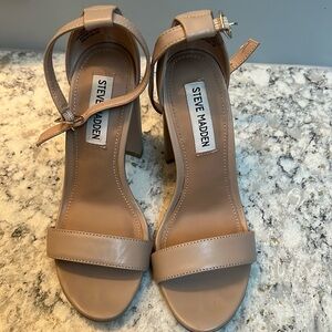 Like new taupe Steve Madden heels
